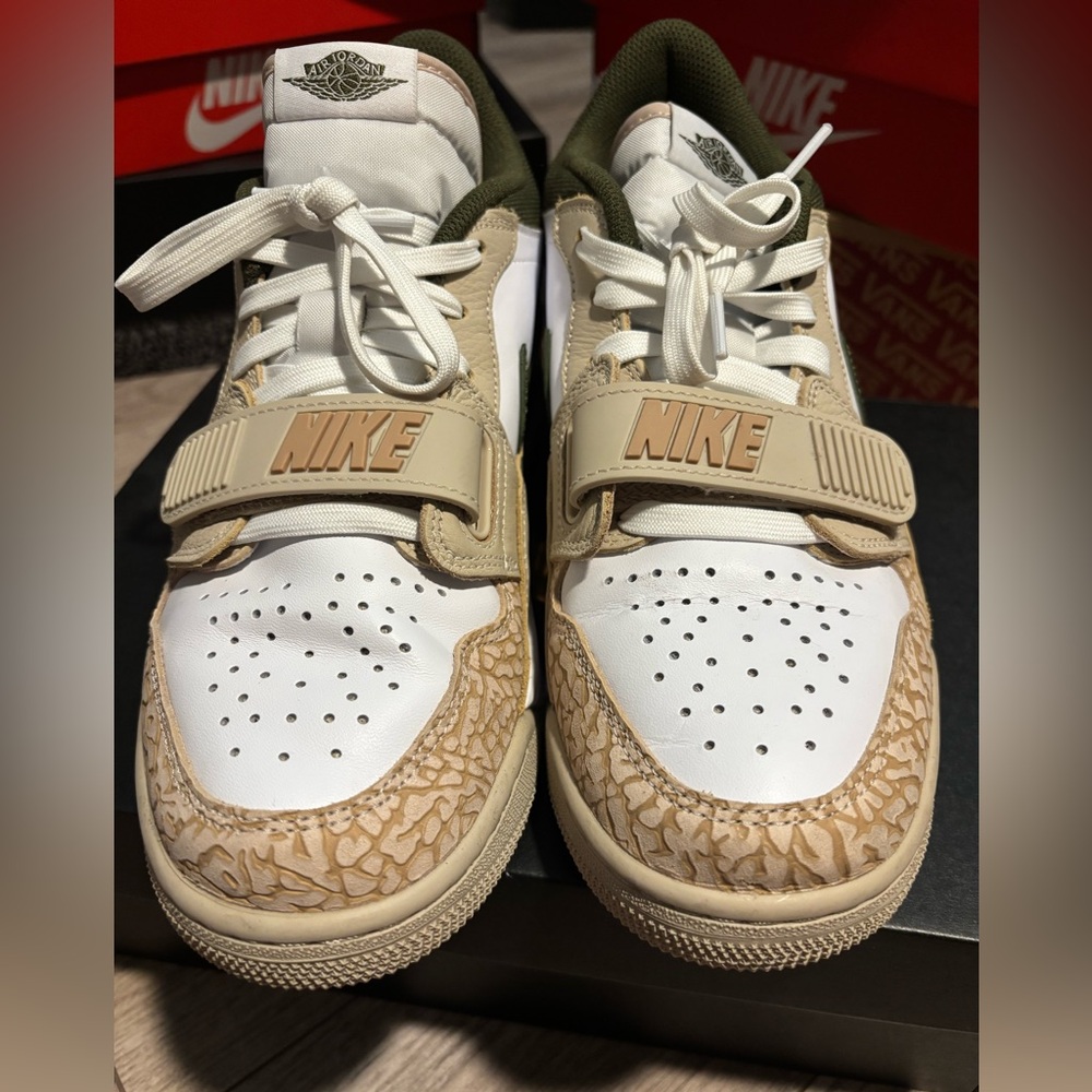 Air Jordan Legacy 312 Low - Picture 4 of 5